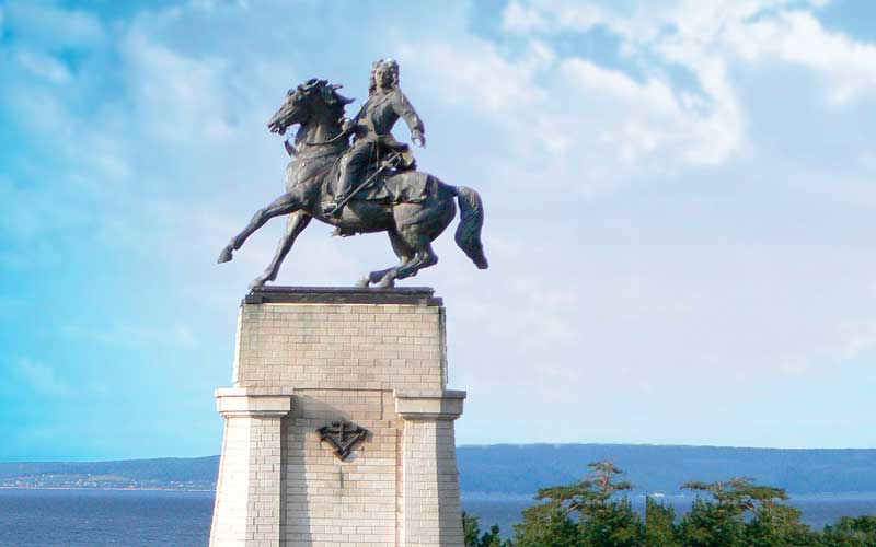Памятник Татищеву Памятник Татищеву